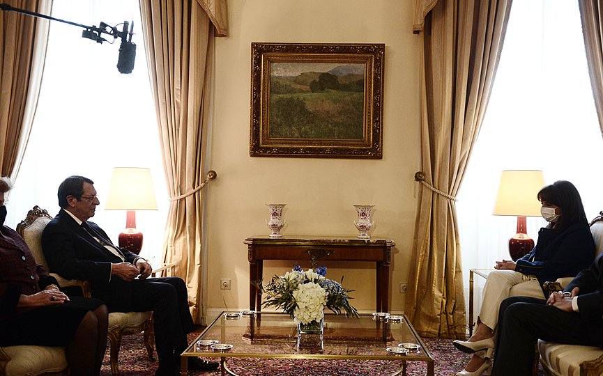 President Sakellaropoulou receives Cyprus President Anastasiades. (Photo by Eurokinissi)